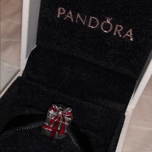 PANDORA LIMITED EDITION CHRISTMAS CHARM